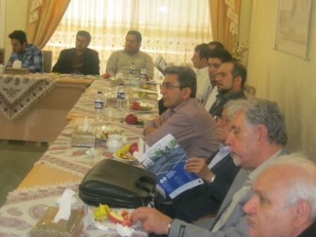 http://s4.picofile.com/file/7731700856/IMG_5944.jpg