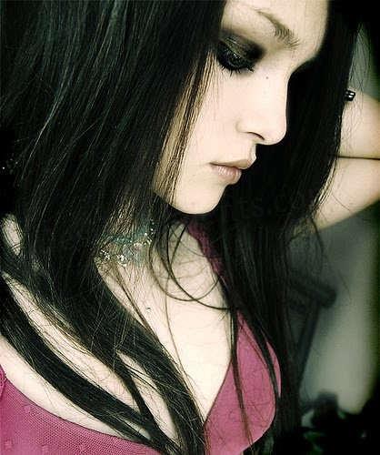 http://s4.picofile.com/file/7731704729/528898_435428893198883_1811049953_n.jpg