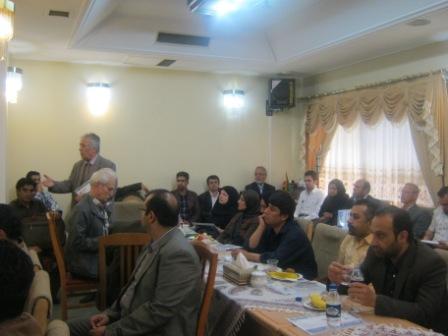 http://s4.picofile.com/file/7731706983/IMG_5982.jpg