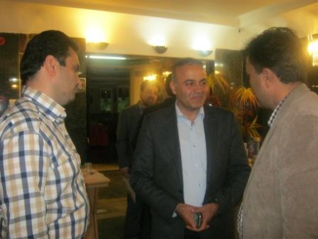 http://s4.picofile.com/file/7731714729/IMG_6023.jpg