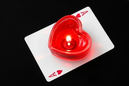 http://s4.picofile.com/file/7733049351/1366177142_farapix_com_a660b6fd1d7c72ff84b3c4d111nvcp60.jpg