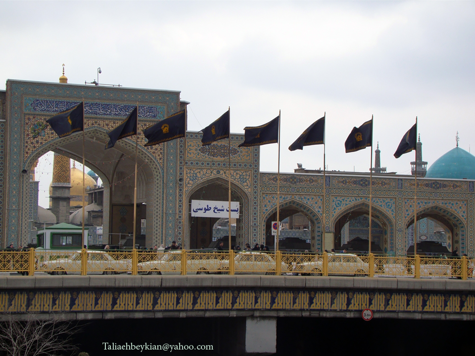 http://s4.picofile.com/file/7750306127/Aqaye_Man_Salam.jpg
