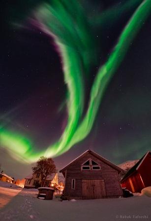 Northern_Lights_over_Norway