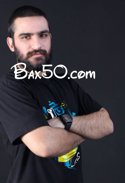 هیچ کس