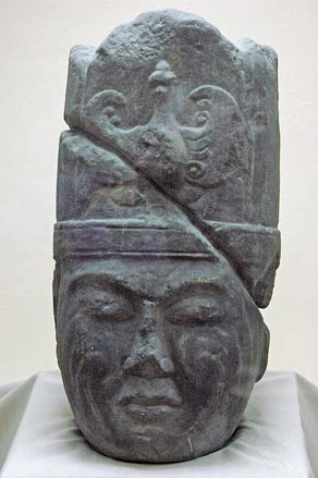 http://s4.picofile.com/file/7805543438/Bilge_Kagan_21.jpg
