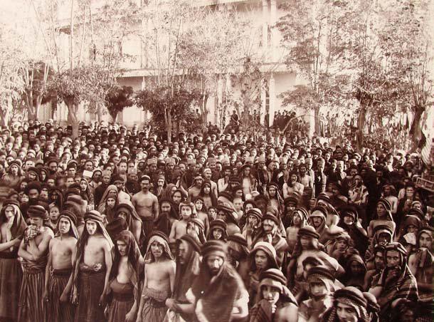 http://s4.picofile.com/file/7805560321/aliqapu_ha_iyeleri_ashura1334qamari.jpg