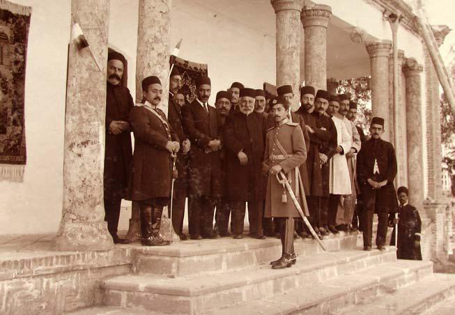 http://s4.picofile.com/file/7805567418/haji_nezam_dole_evi_tabriz.jpg