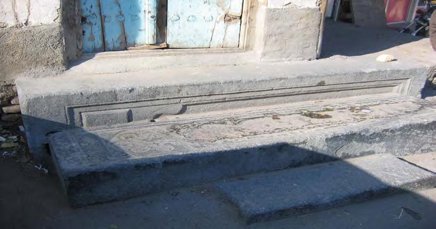 http://s4.picofile.com/file/7813648602/2.jpg