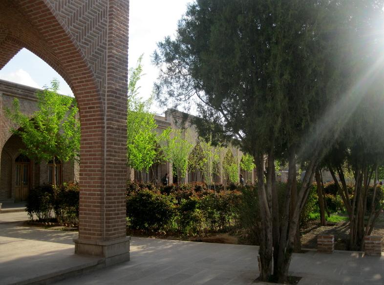 http://s4.picofile.com/file/7813654515/IMG_6838.jpg