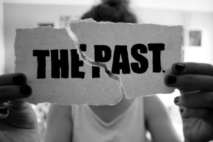 http://s4.picofile.com/file/7813804080/blackandwhite180.jpg
