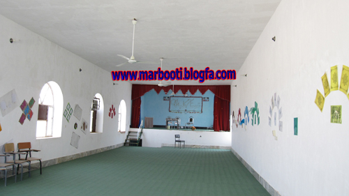 http://s4.picofile.com/file/7825363010/saloon1.jpg