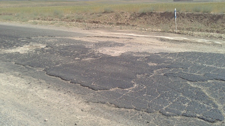 بهسازی جاده روستای علیشار