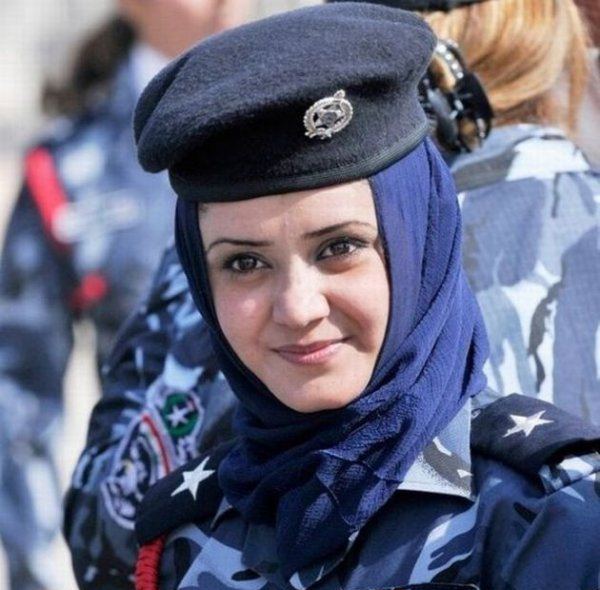 مطالب داغ: پلیس های زن در کشور های مختلف مطالب داغ: پلیس های زن در کشور های مختلف