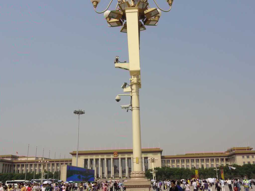 http://s4.picofile.com/file/7998744622/317.jpg