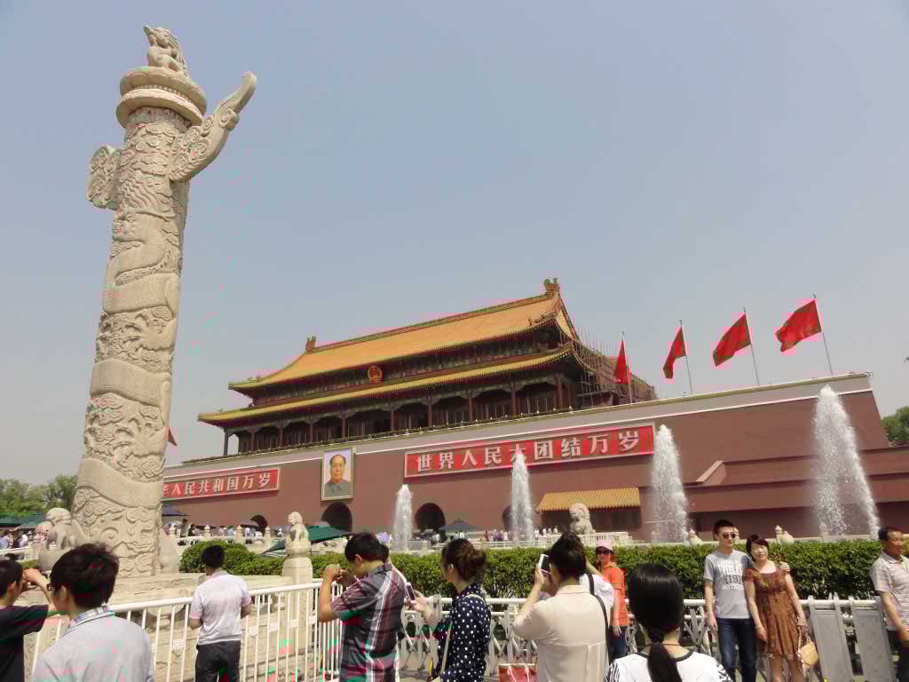 http://s4.picofile.com/file/7998745478/330.jpg