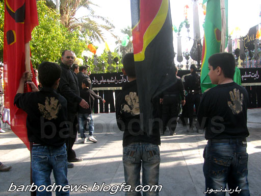 http://s4.picofile.com/file/8100468426/ashoura9.jpg