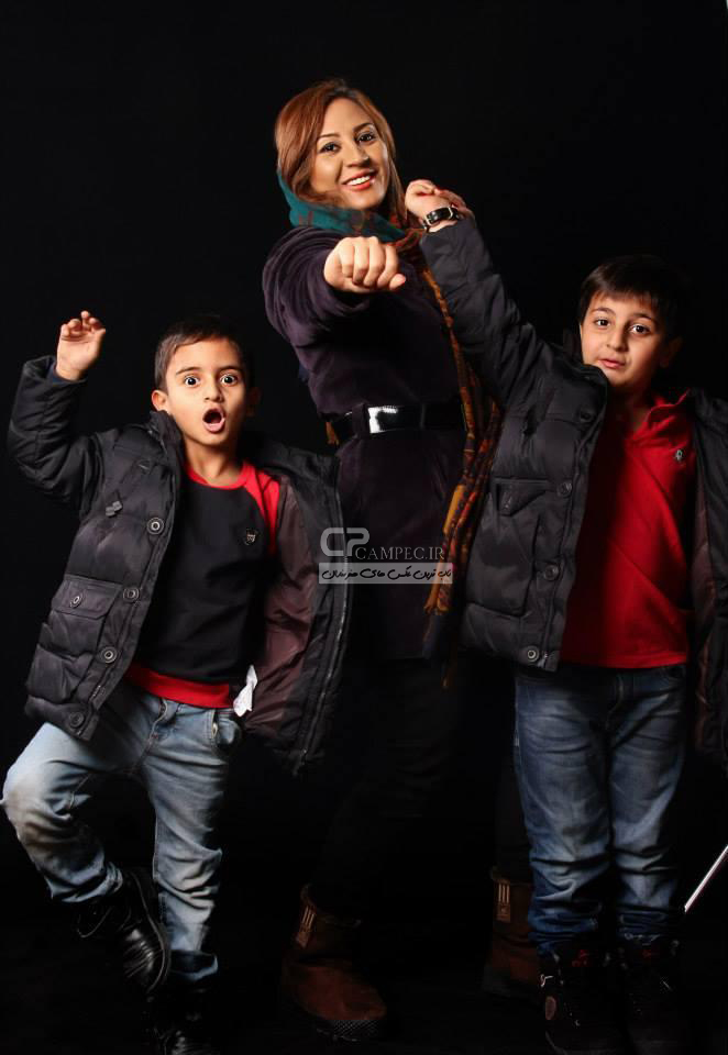 عکس های جدید محمد رضا شیرخانلو و مادر و برادرش
