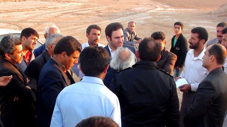 http://s4.picofile.com/file/8162120992/DSC02971.JPG