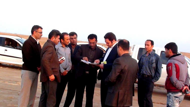http://s4.picofile.com/file/8162121100/DSC02982.JPG