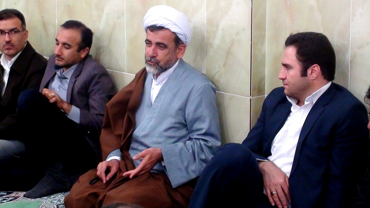 http://s4.picofile.com/file/8162121318/DSC03004.JPG