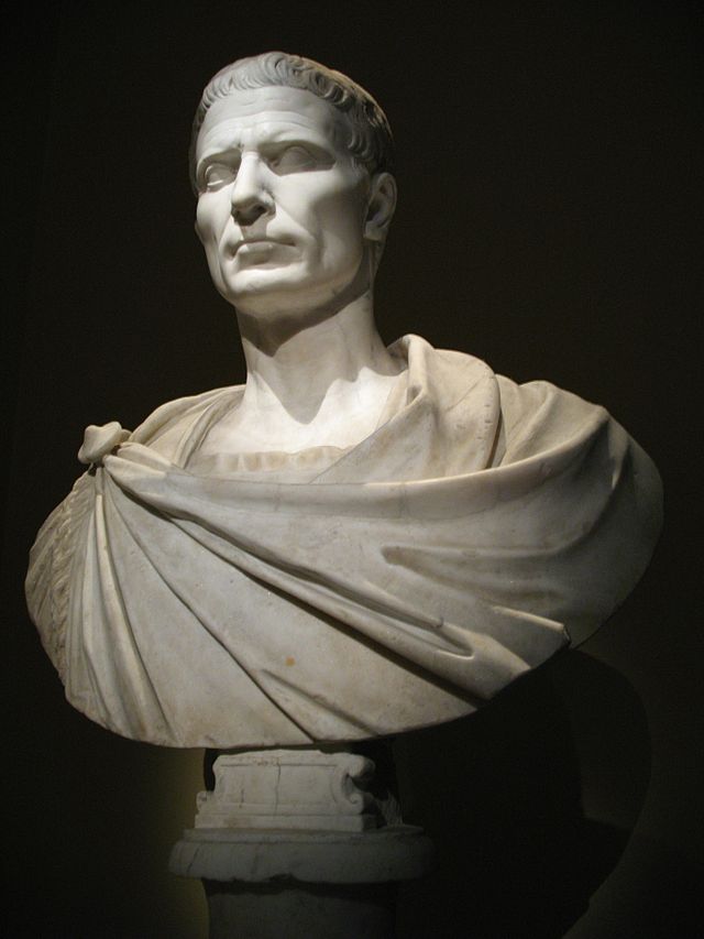 http://s4.picofile.com/file/8162401550/640px_0092_Wien_Kunsthistorisches_Museum_Gaius_Julius_Caesar.jpg