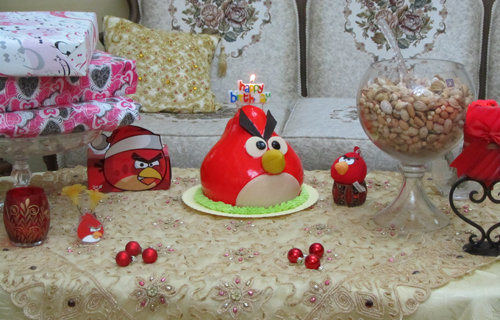 کیک تولد همسری با تم Angry Birds پرندگان خشمگین