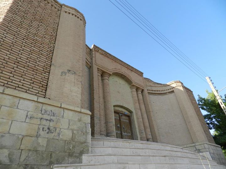 تصویر-درب-ورودی-عمارت-سردار-قالاسی-تکاب