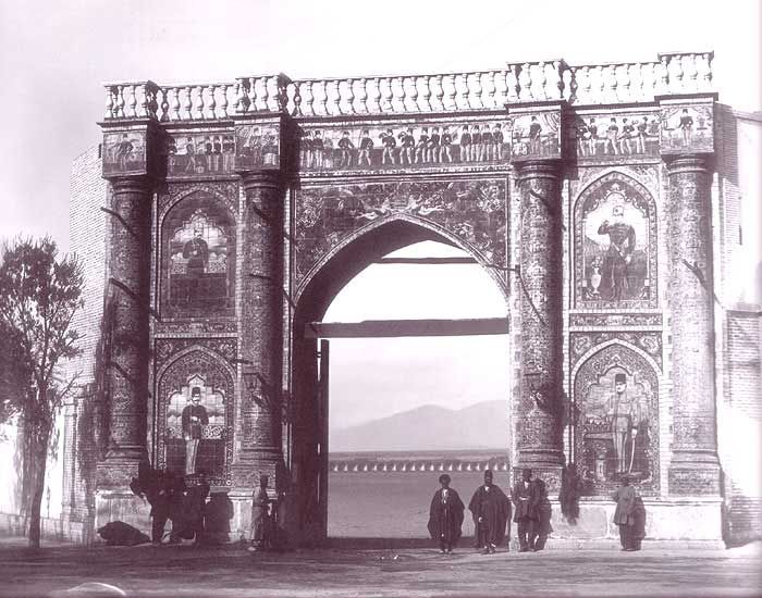 عکس میدان مشق در تهران زمان قاجار