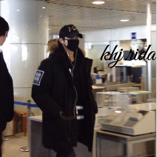 [Fanpic] Kim Hyun Joong - New Chitose Airport Departure to Sendai [15.02.03]