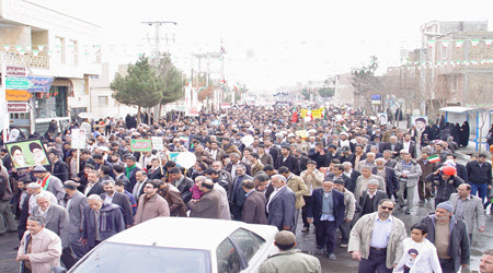 http://s4.picofile.com/file/8170353118/93_11_22_bidkol_small_7_.jpg