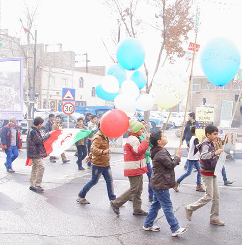 http://s4.picofile.com/file/8170896892/93_11_22_nojavan.jpg