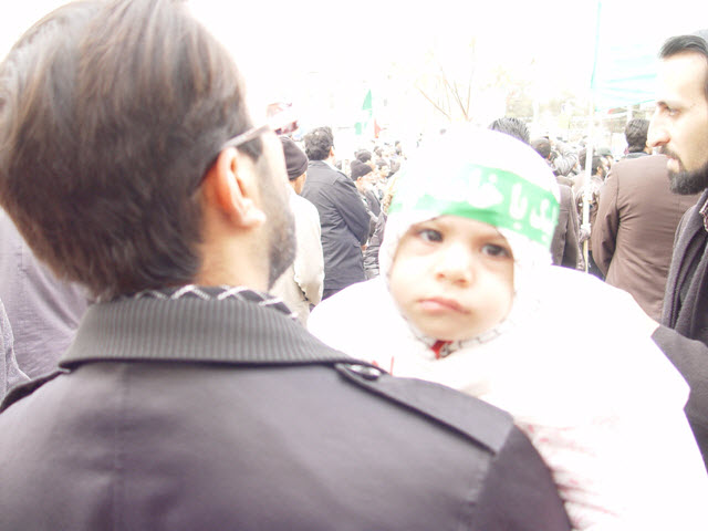 http://s4.picofile.com/file/8170897318/93_11_22_nojavan_12_.jpg