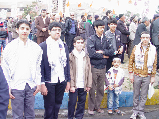 http://s4.picofile.com/file/8170897434/93_11_22_nojavan_16_.jpg