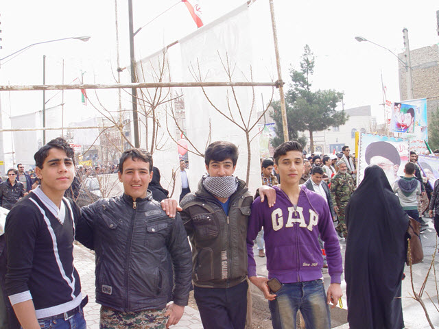 http://s4.picofile.com/file/8170897650/93_11_22_nojavan_21_.jpg