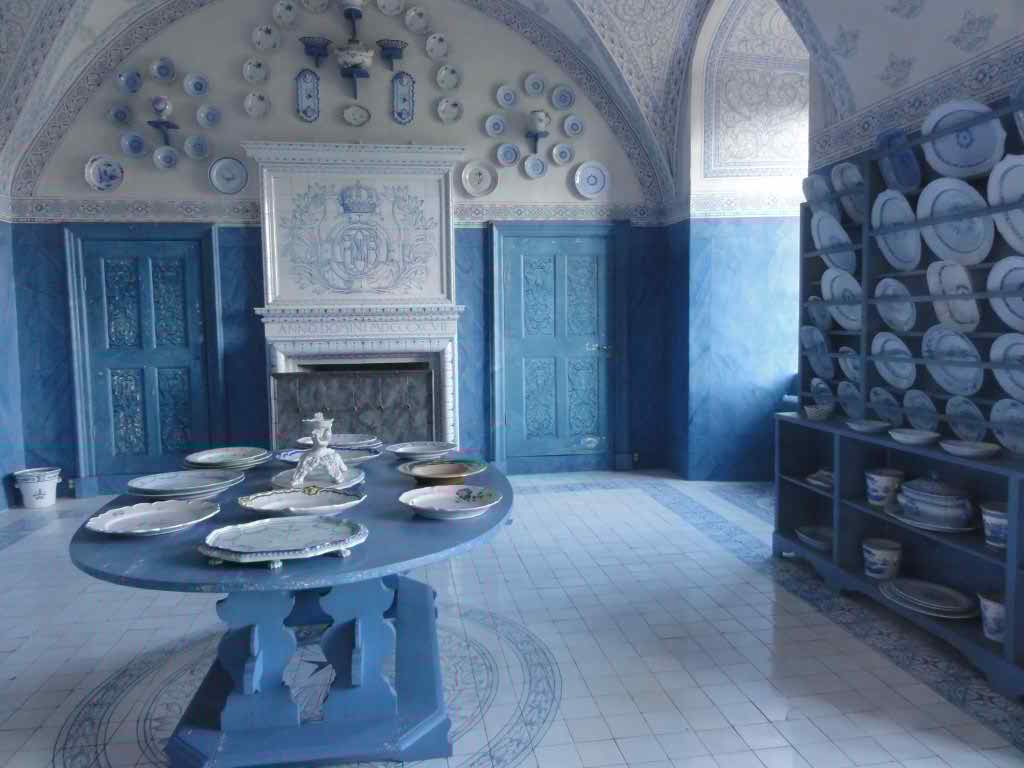 http://s4.picofile.com/file/8182602226/342.jpg
