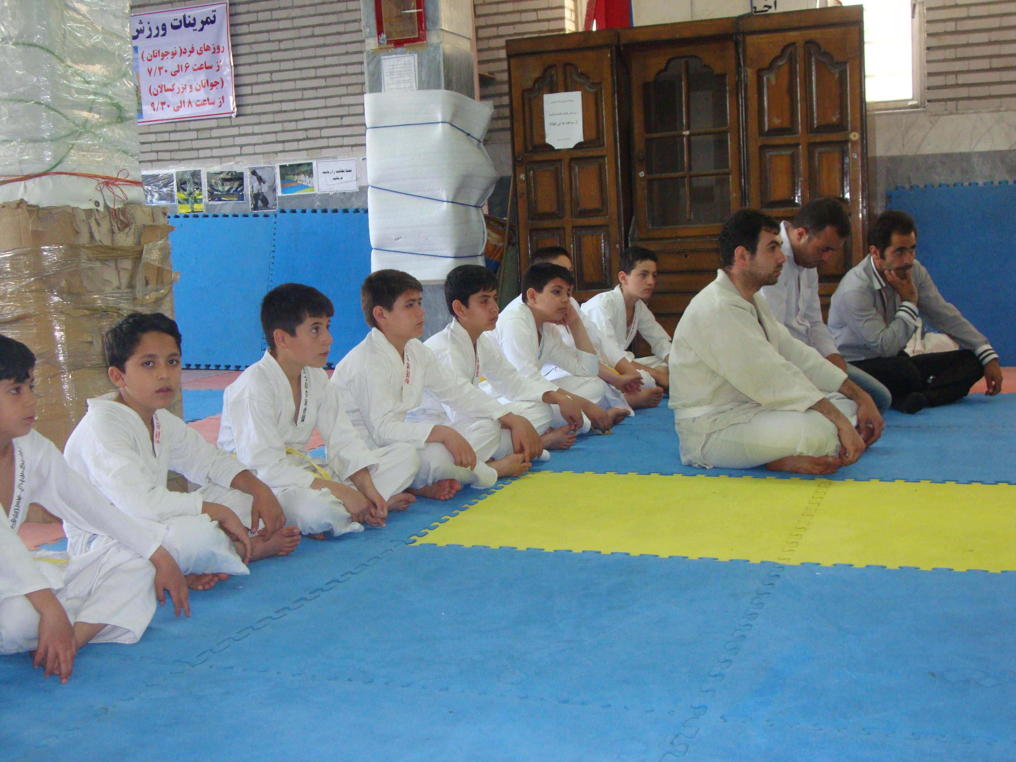 http://s4.picofile.com/file/8183584376/DSC02219.JPG