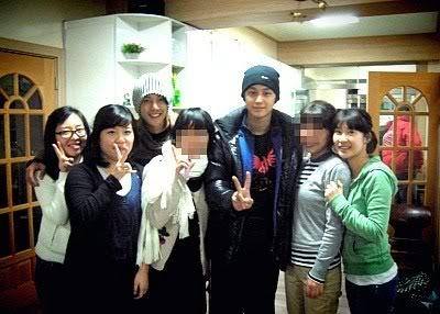 KHJ and Kim Bum With Church Friends 2008.12.18