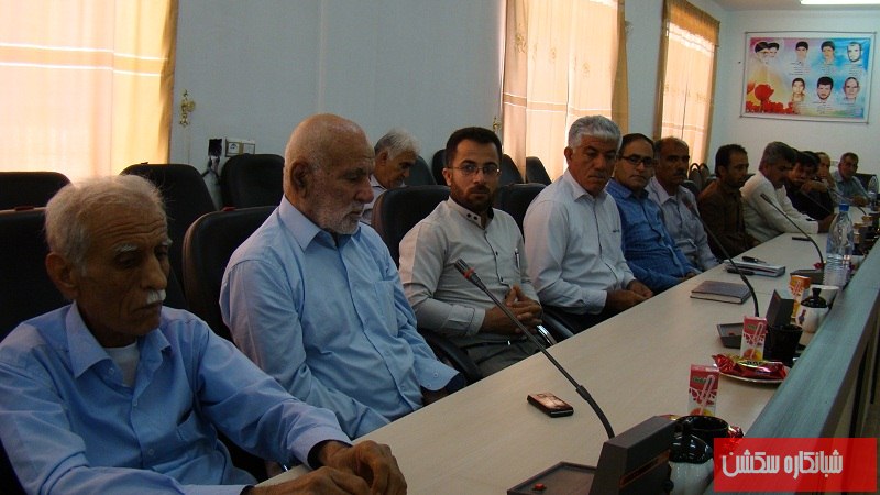 http://s4.picofile.com/file/8185688034/DSC03540_800x600_.jpg