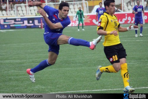 http://s4.picofile.com/file/7732584622/damash_sepahan_32_.jpg
