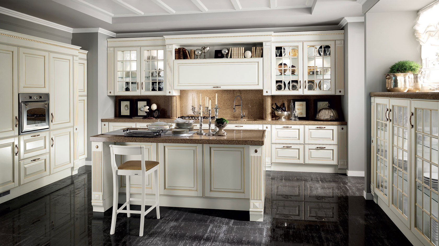 کابینت کلاسیک آشپزخانه رنگ سفیدطلایی